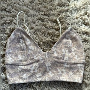 Aritzia Wilfred Bralette Crop Tank, Size small. Never worn!!